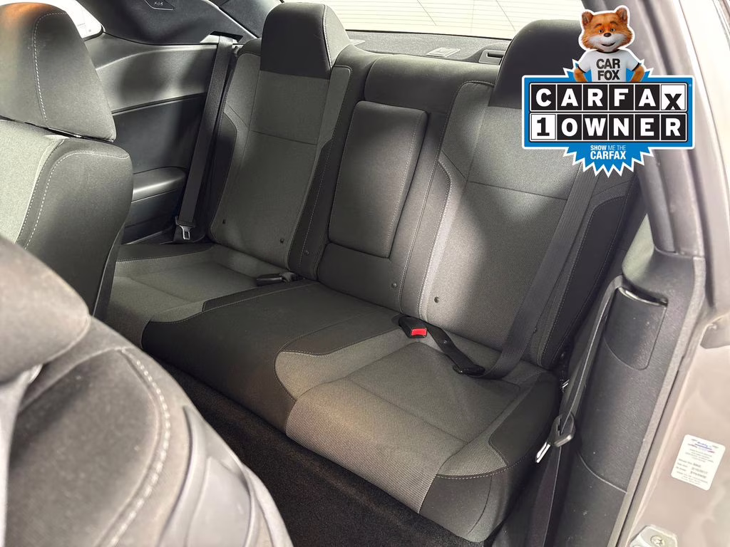 2015 Billet Silver Metallic Clearcoat Dodge Challenger R/T RWD Coupe