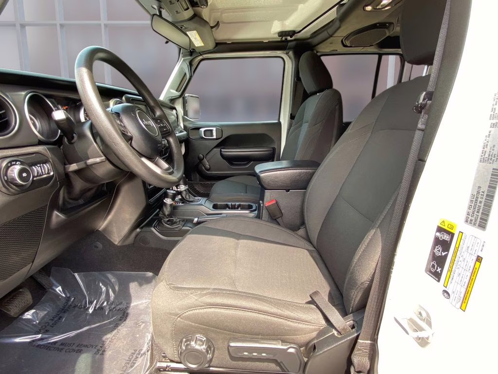 2021 Bright White Clearcoat Jeep Wrangler Unlimited Willys 4X4 SUV