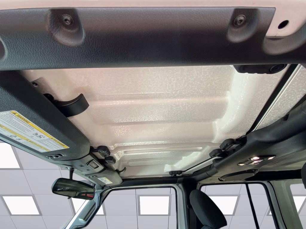 2021 Bright White Clearcoat Jeep Wrangler Unlimited Willys 4X4 SUV