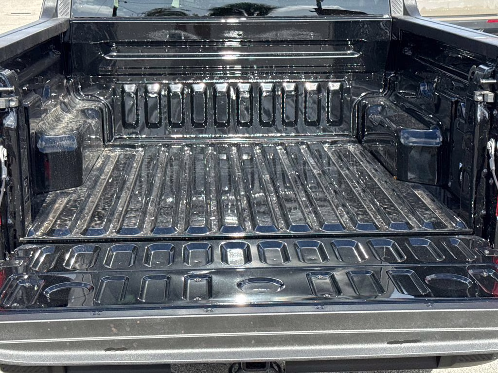 2026 Shadow Black Ford Maverick XLT FWD Truck