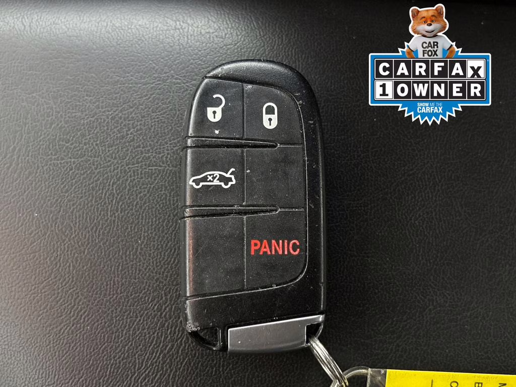 2015 Billet Silver Metallic Clearcoat Dodge Challenger R/T RWD Coupe