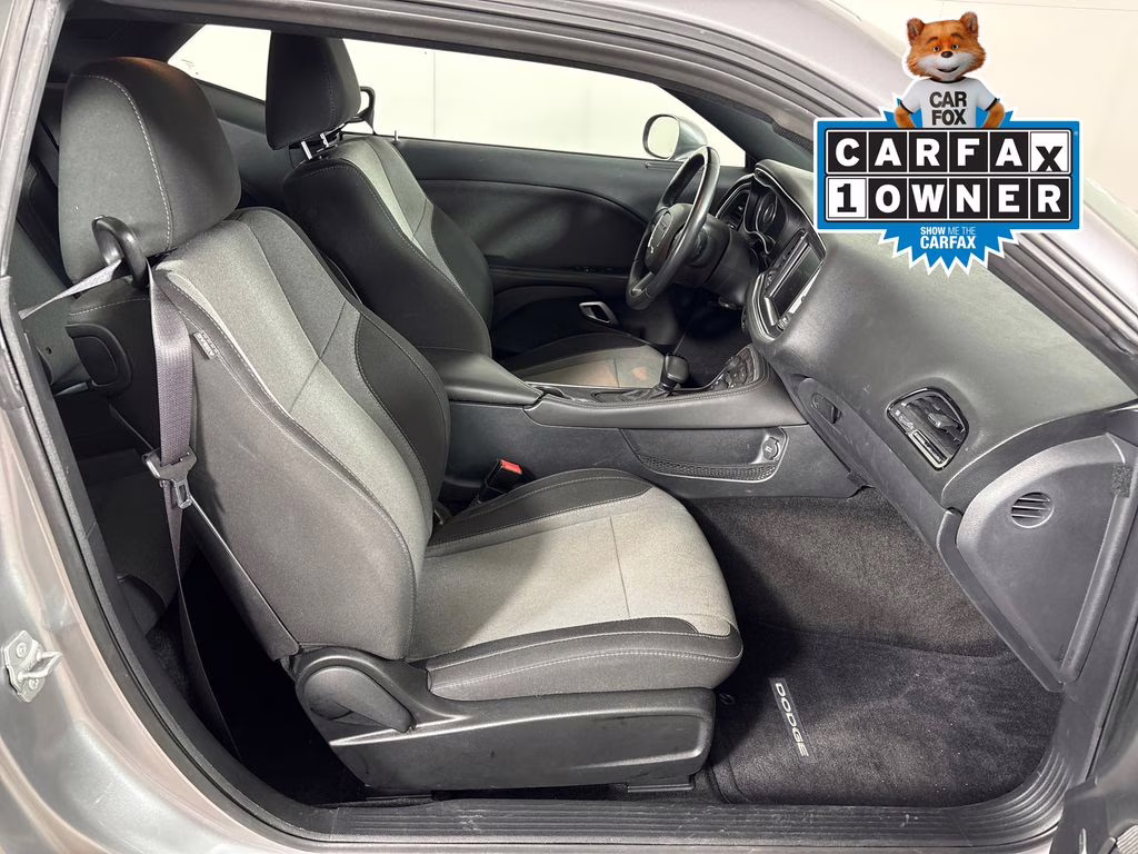 2015 Billet Silver Metallic Clearcoat Dodge Challenger R/T RWD Coupe