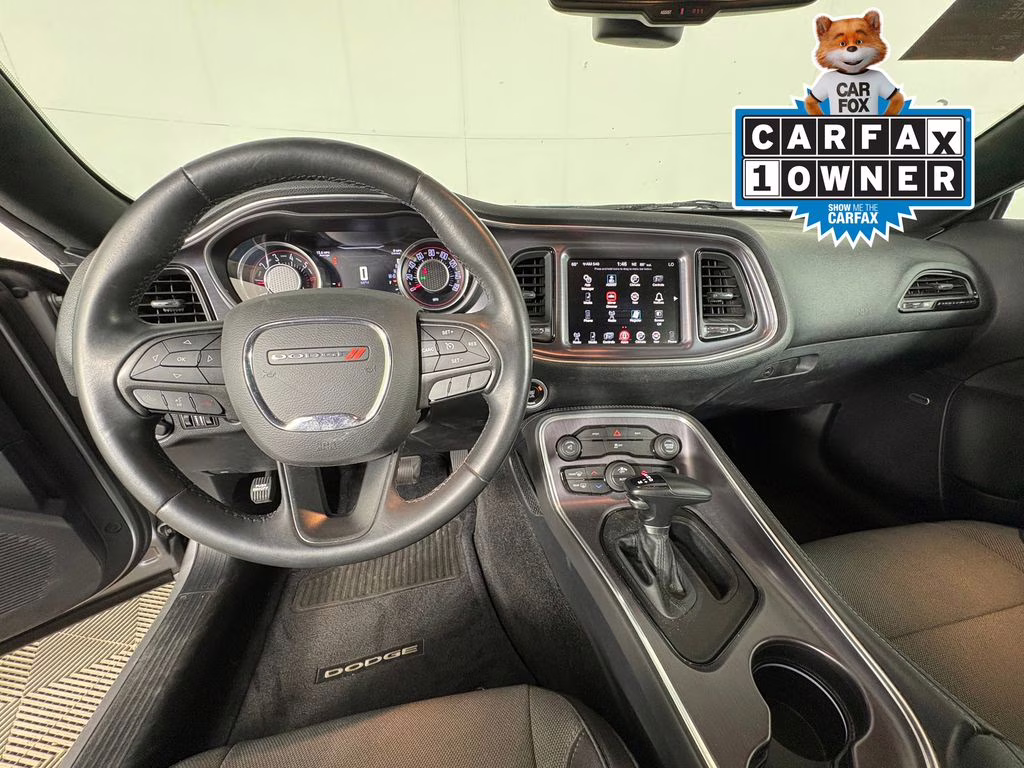 2015 Billet Silver Metallic Clearcoat Dodge Challenger R/T RWD Coupe