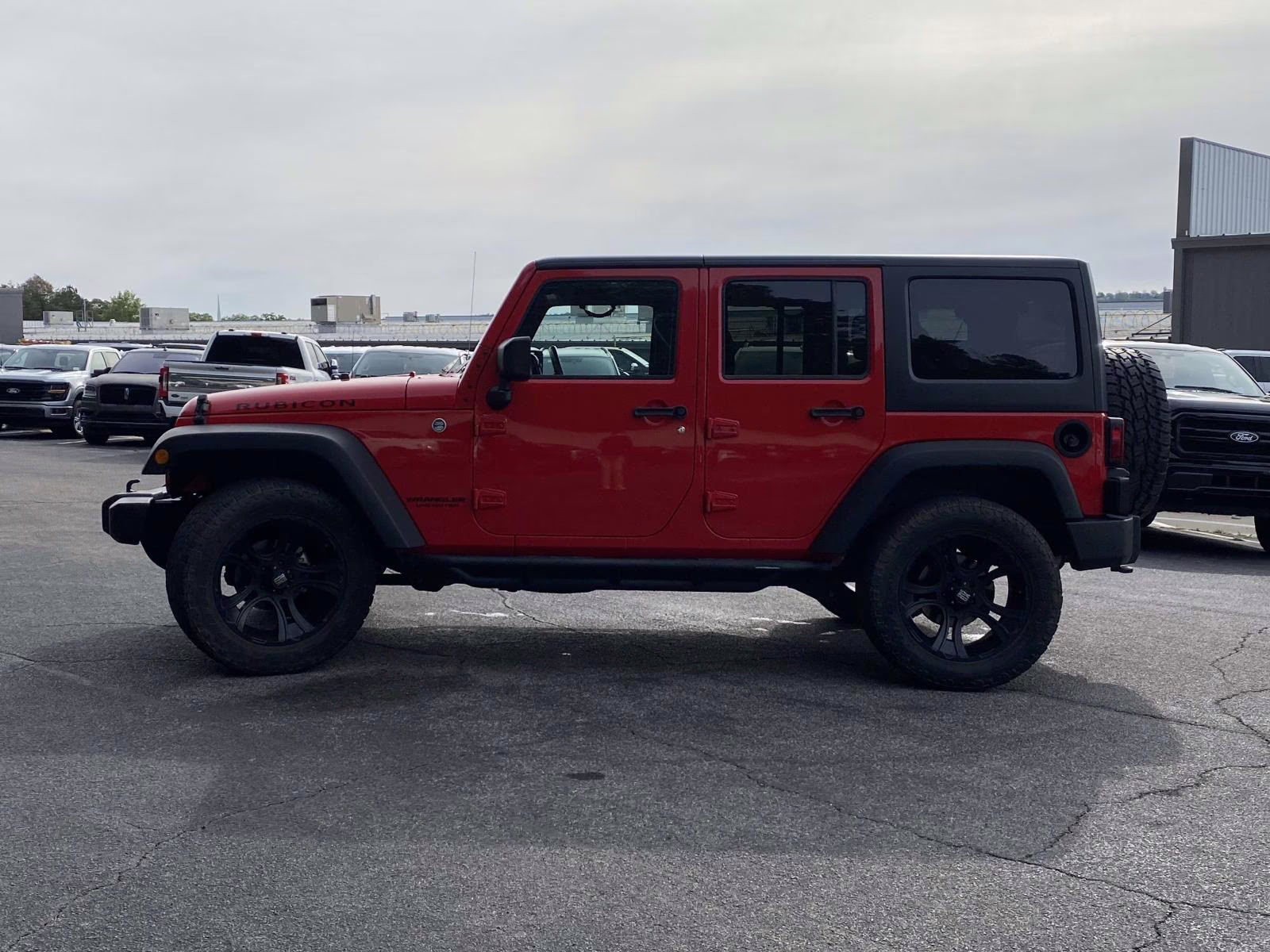 2015 Firecracker Red Clear Coat Jeep Wrangler Unlimited Rubicon 4X4 SUV