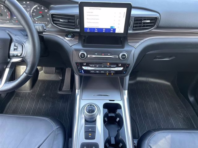 2020 Magnetic Ford Explorer Limited RWD SUV