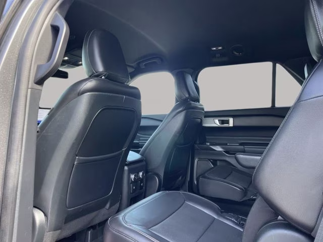 2020 Magnetic Ford Explorer Limited RWD SUV