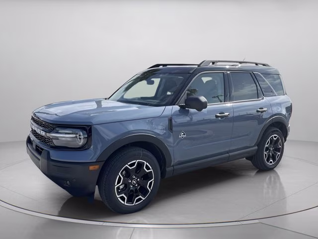 2026 Azure Gray Metallic Tri-Coat Ford Bronco Sport Outer Banks 4X4 SUV