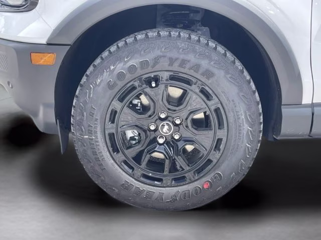 2026 Oxford White Ford Bronco Sport Outer Banks 4X4 SUV
