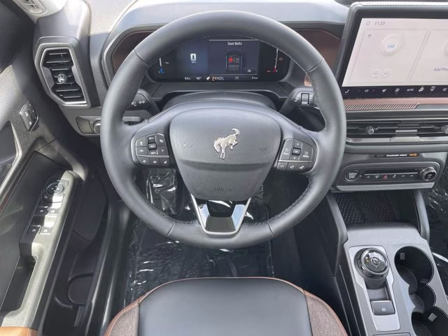 2026 Oxford White Ford Bronco Sport Outer Banks 4X4 SUV