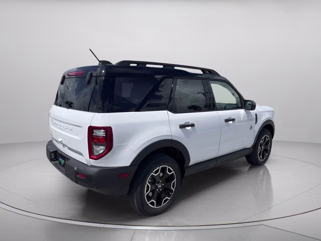2026 Oxford White Ford Bronco Sport Outer Banks 4X4 SUV