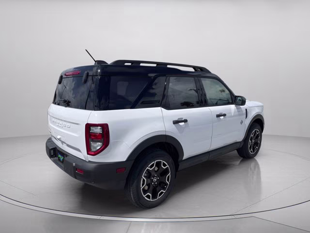 2026 Oxford White Ford Bronco Sport Outer Banks 4X4 SUV