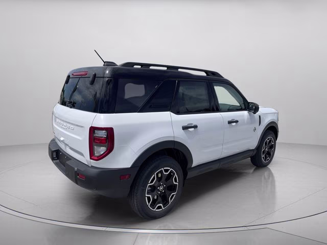 2026 Oxford White Ford Bronco Sport Outer Banks 4X4 SUV