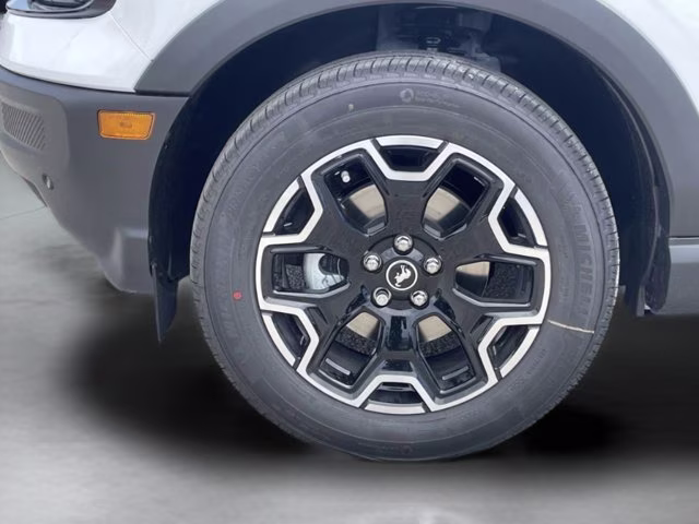 2026 Oxford White Ford Bronco Sport Outer Banks 4X4 SUV