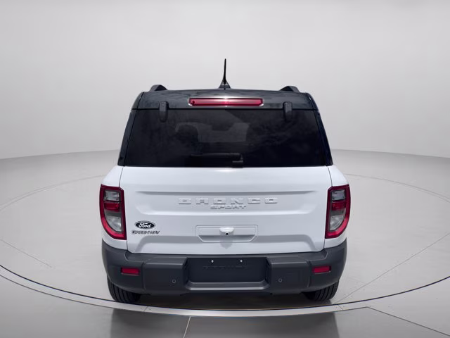 2026 Oxford White Ford Bronco Sport Outer Banks 4X4 SUV