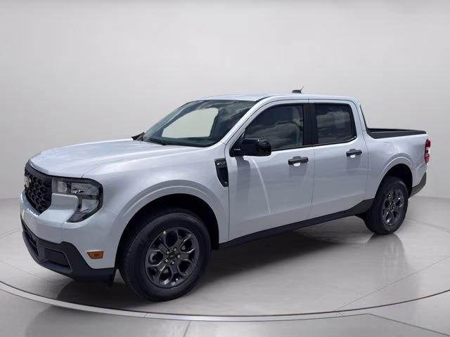 2026 Space White Metallic Ford Maverick XLT FWD Truck