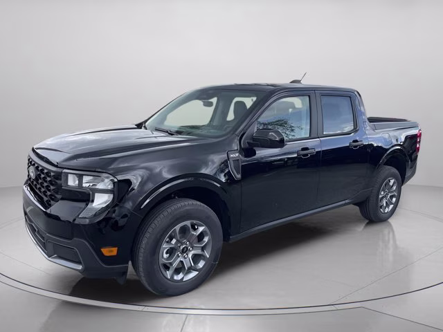 2026 Shadow Black Ford Maverick XLT FWD Truck