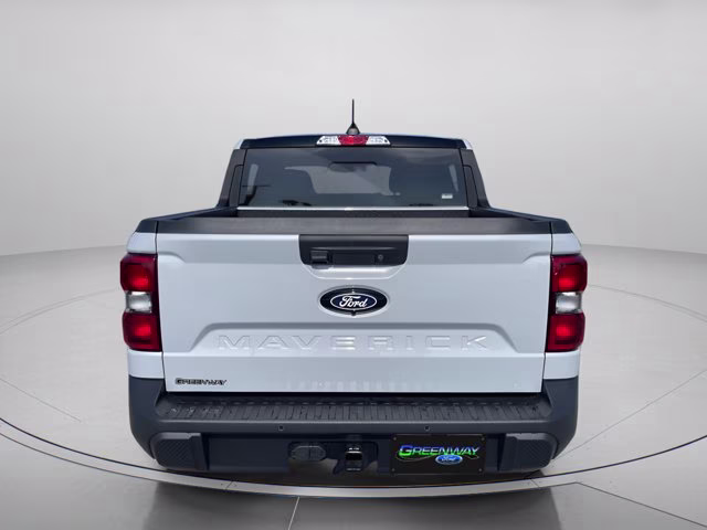 2026 Space White Metallic Ford Maverick LARIAT AWD Truck