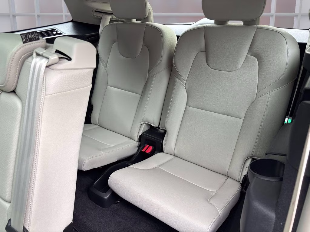 2024 Blue Volvo XC90 B6 Plus Bright Theme AWD SUV