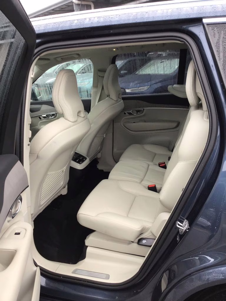 2024 Blue Volvo XC90 B6 Plus Bright Theme AWD SUV