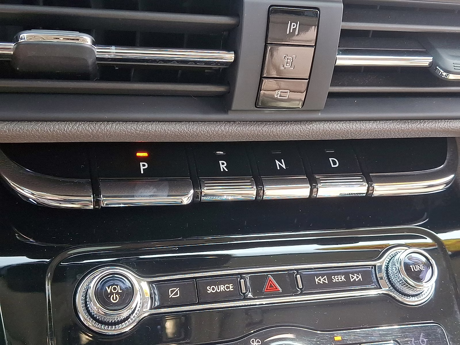 2020 Magnetic Gray Lincoln Corsair Standard AWD