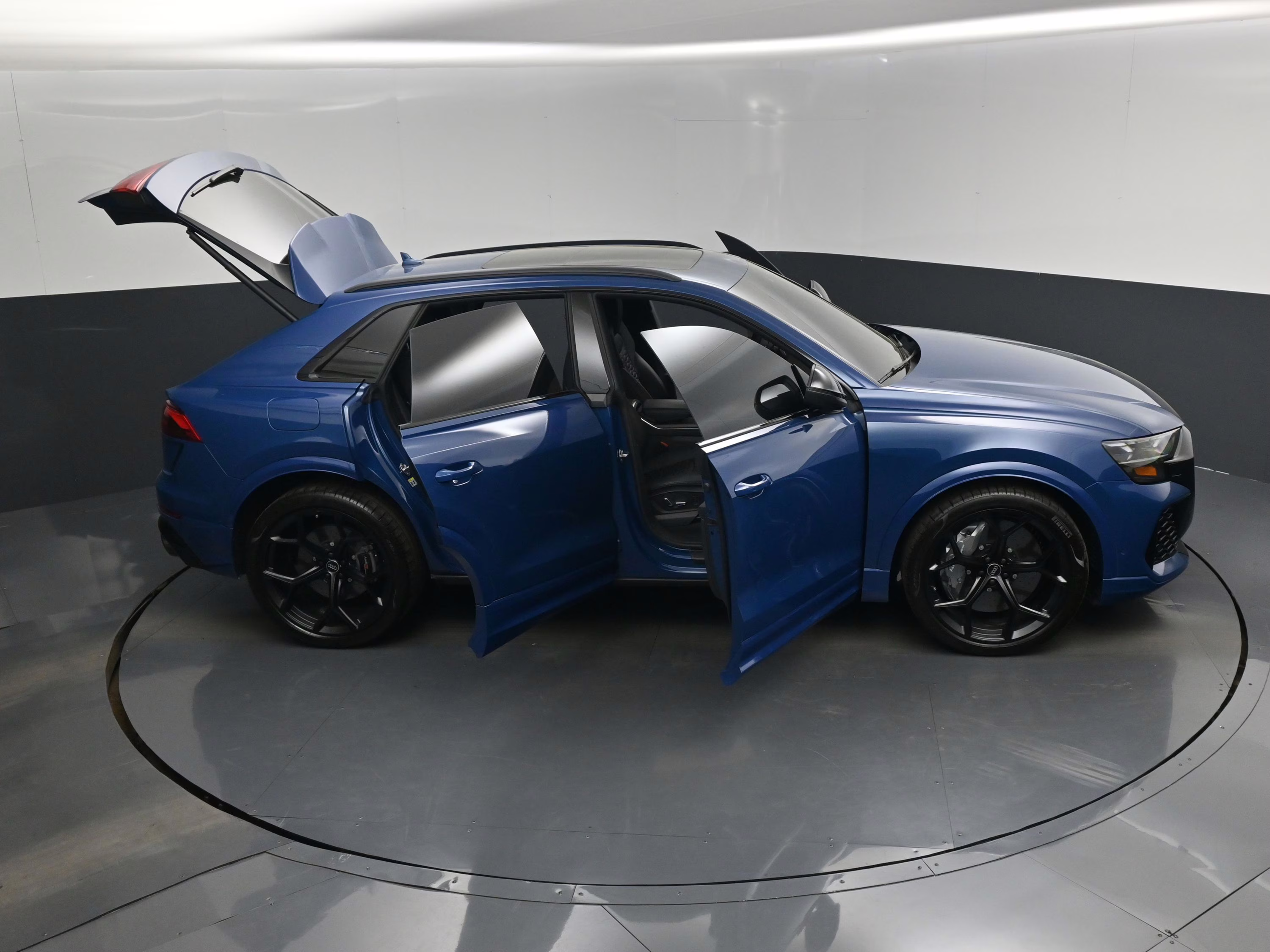 2025 Ascari Blue Metallic Audi RS Q8 performance 4.0T AWD SUV