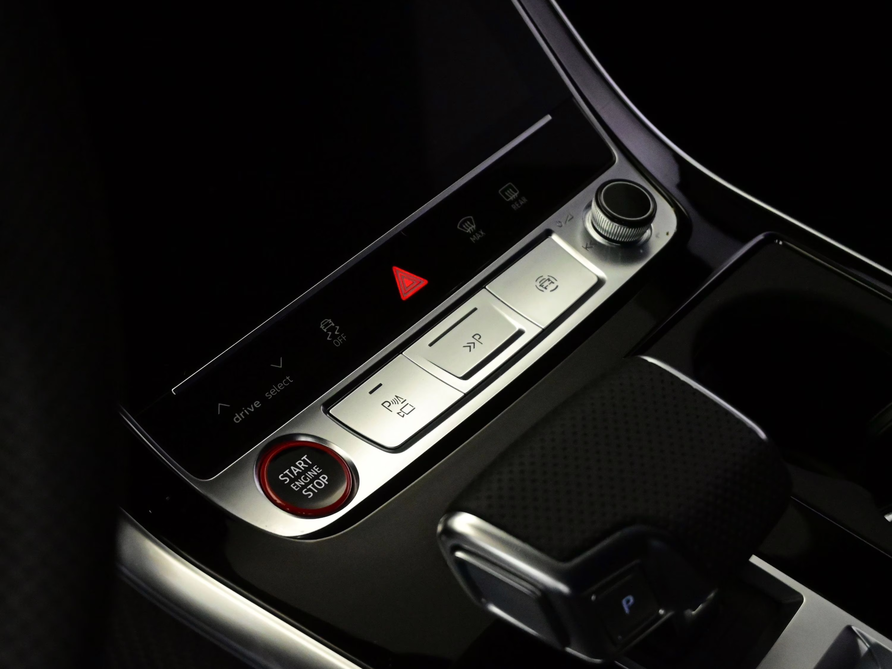 2025 Ascari Blue Metallic Audi RS Q8 performance 4.0T AWD SUV