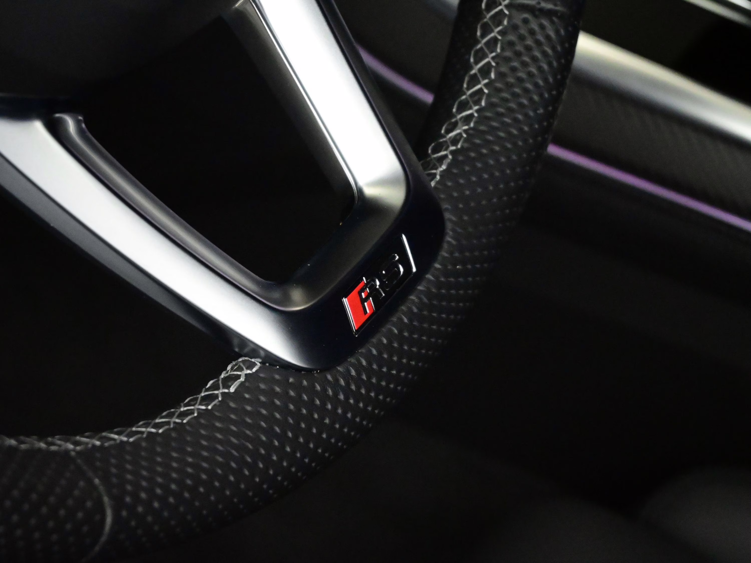 2025 Ascari Blue Metallic Audi RS Q8 performance 4.0T AWD SUV