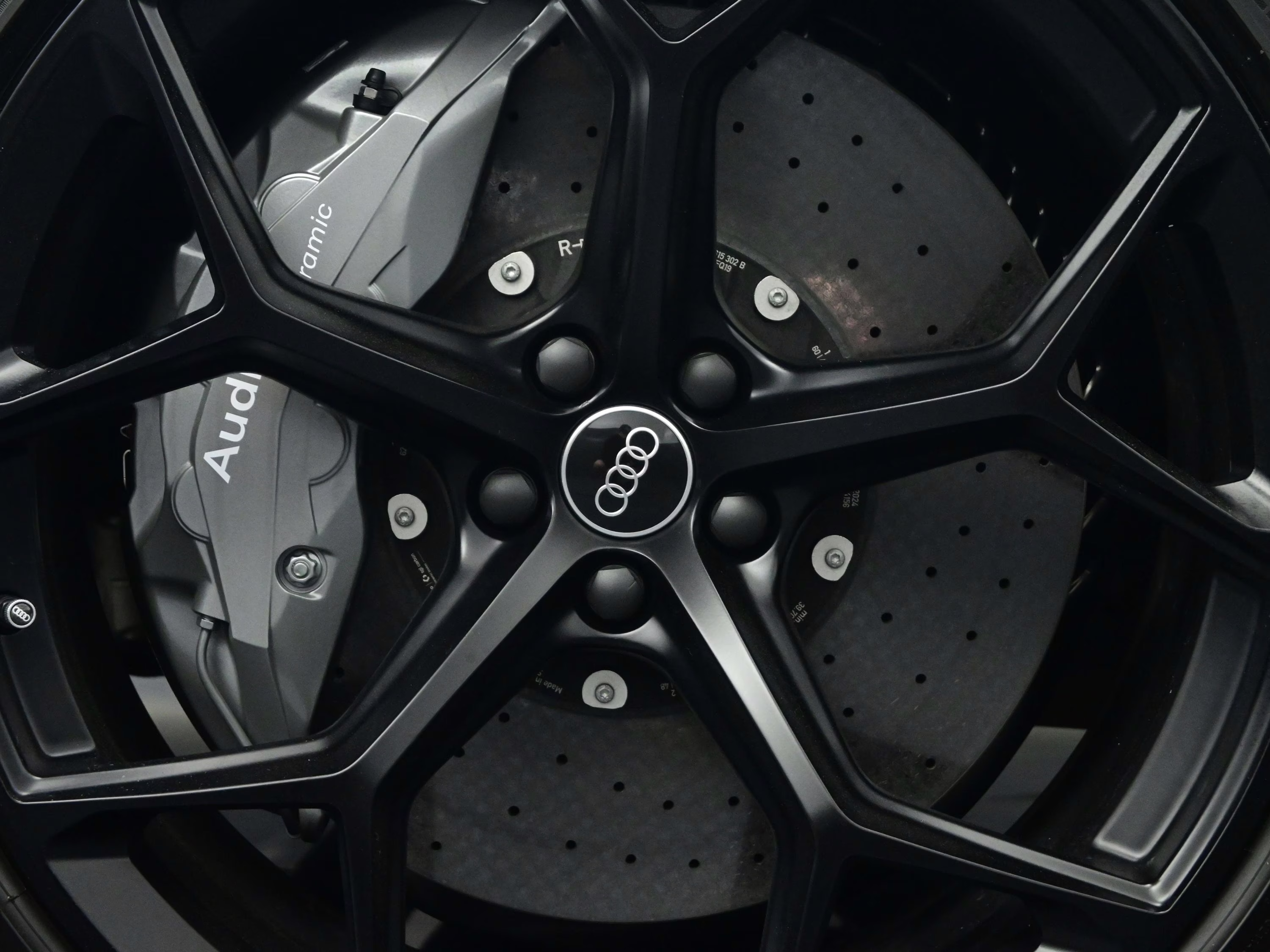 2025 Ascari Blue Metallic Audi RS Q8 performance 4.0T AWD SUV