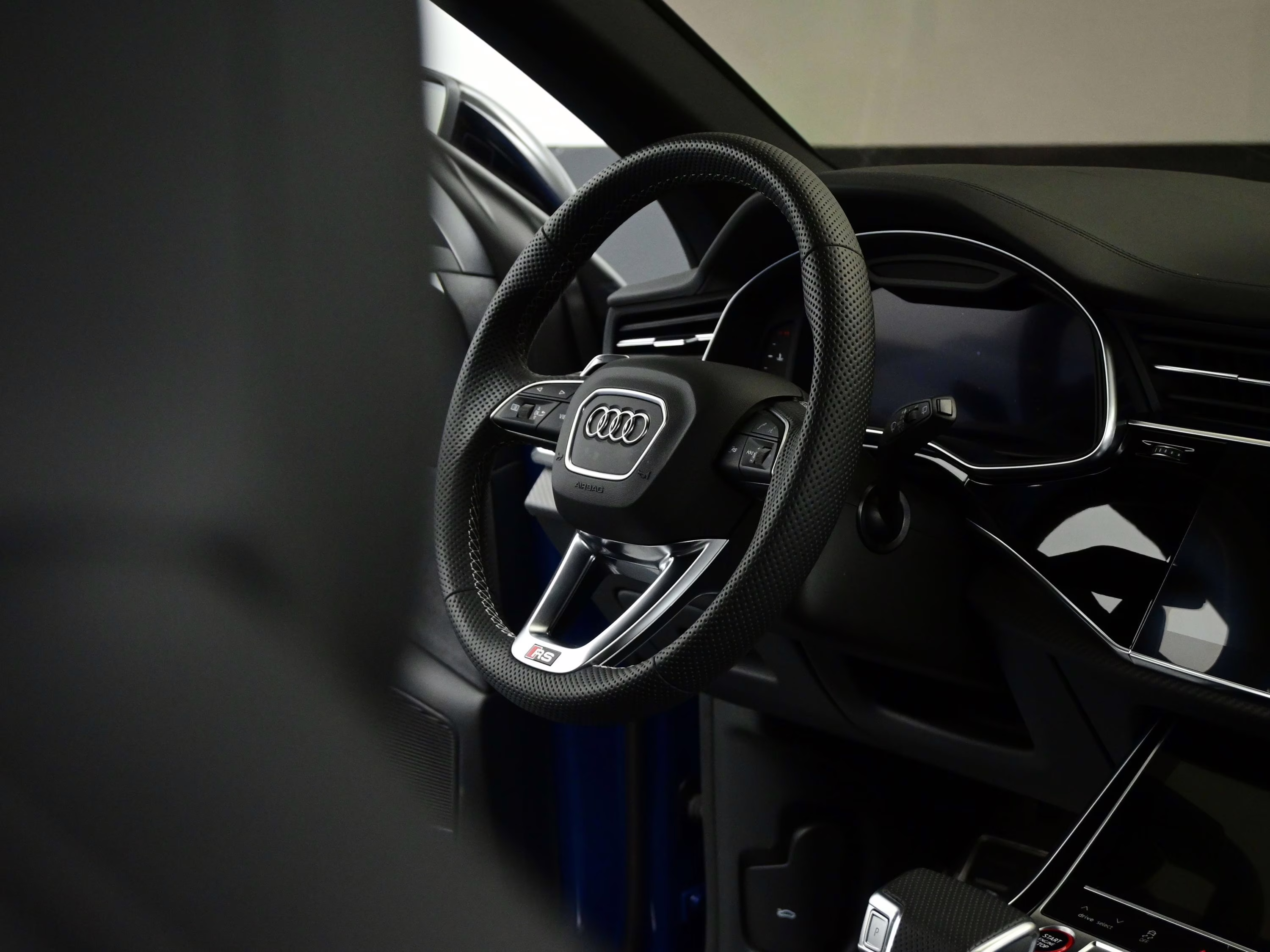 2025 Ascari Blue Metallic Audi RS Q8 performance 4.0T AWD SUV