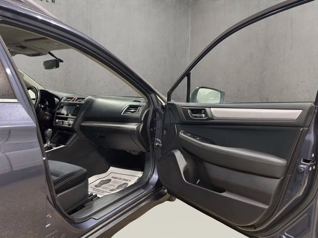 2017 Carbide Gray Metallic Subaru Outback 2.5i Premium AWD SUV