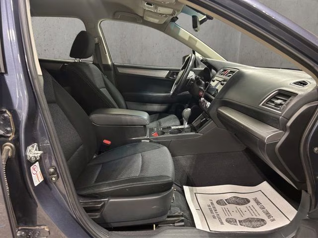 2017 Carbide Gray Metallic Subaru Outback 2.5i Premium AWD SUV