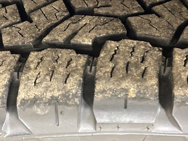 2017 Carbide Gray Metallic Subaru Outback 2.5i Premium AWD SUV