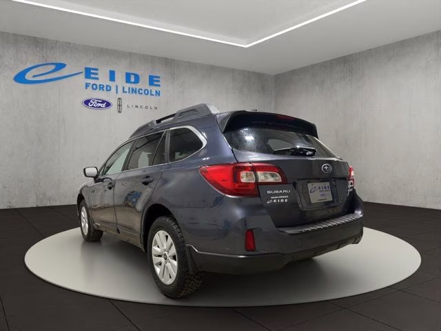 2017 Carbide Gray Metallic Subaru Outback 2.5i Premium AWD SUV