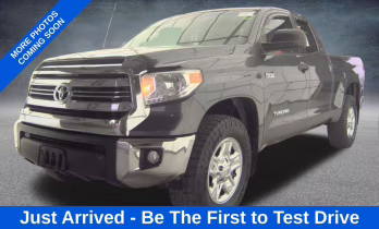 2017 Magnetic Gray Metallic Toyota Tundra SR5 4X4 Truck