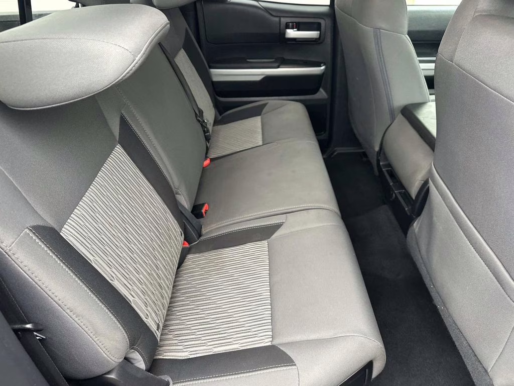 2017 Magnetic Gray Metallic Toyota Tundra SR5 4X4 Truck