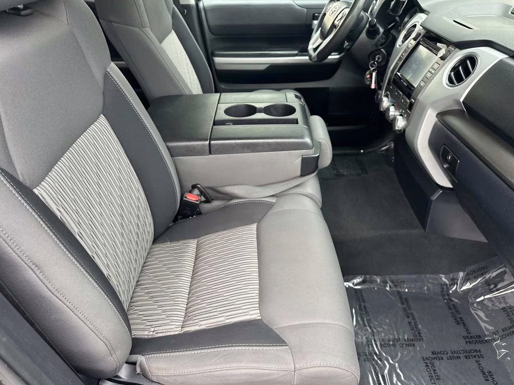 2017 Magnetic Gray Metallic Toyota Tundra SR5 4X4 Truck