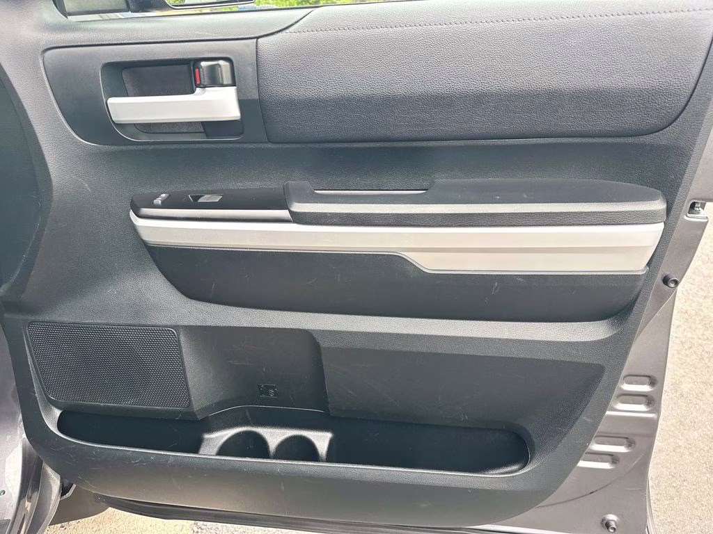 2017 Magnetic Gray Metallic Toyota Tundra SR5 4X4 Truck