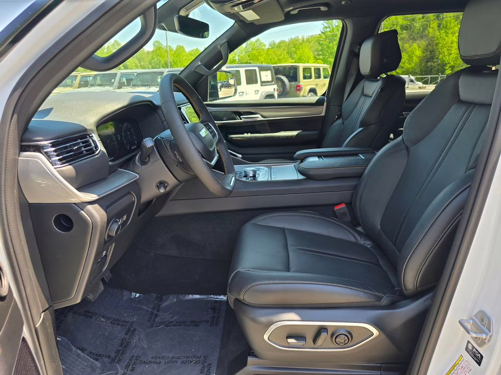 2026 Bright White Clearcoat Jeep Grand Wagoneer 4X4 SUV