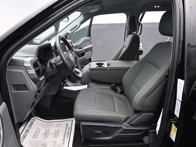2025 Black Ford F-150 XLT 4X4 Truck