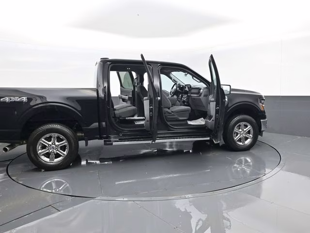 2025 Black Ford F-150 XLT 4X4 Truck
