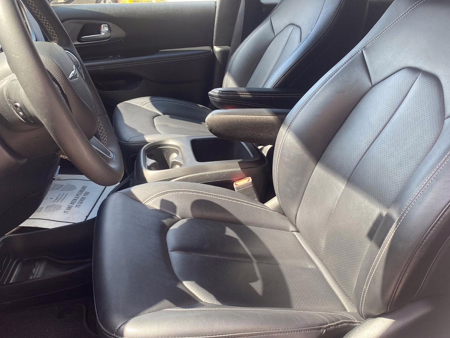 2025 Bright White Clearcoat Chrysler Pacifica Select FWD Van