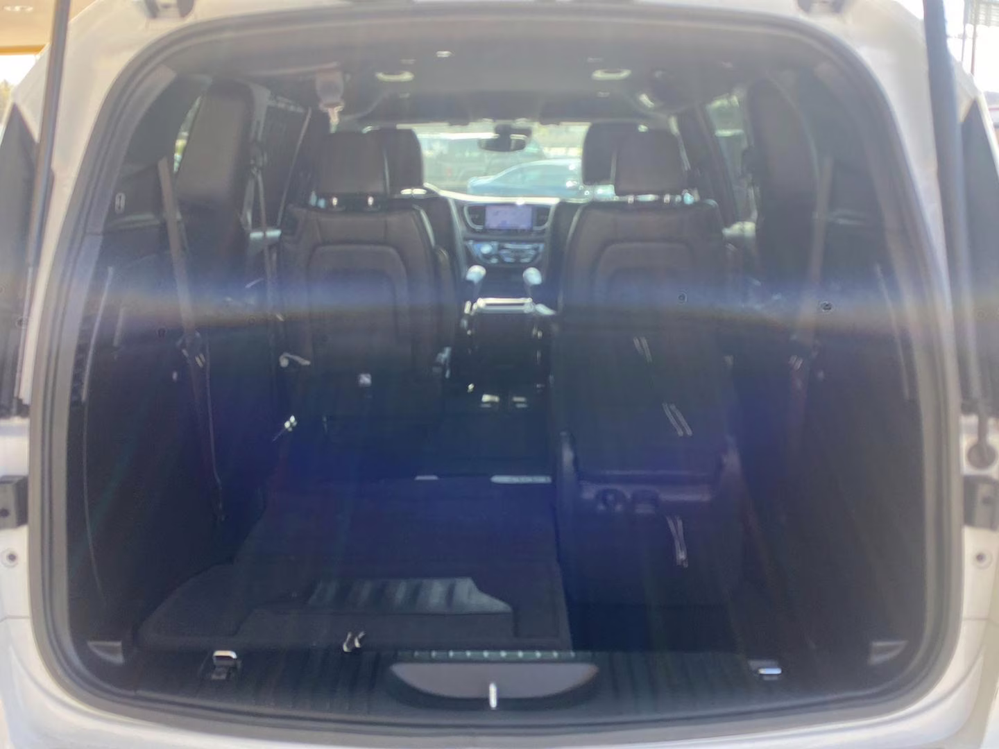 2025 Bright White Clearcoat Chrysler Pacifica Select FWD Van