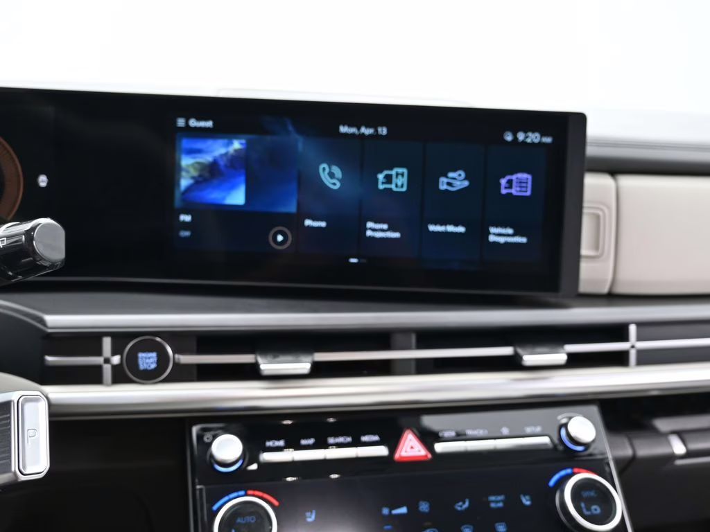 2025 Ecotronic Gray Hyundai Santa Fe SEL FWD SUV