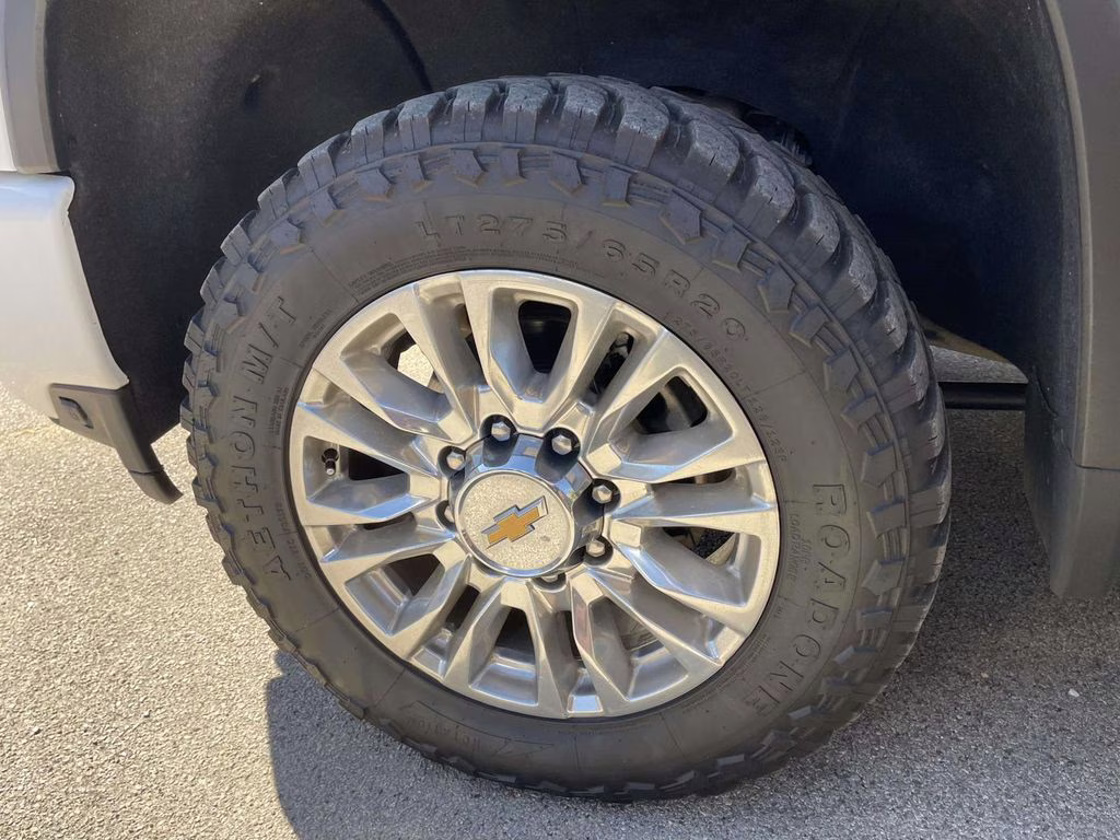 2023 Summit White Chevrolet Silverado 2500HD High Country 4X4 Truck