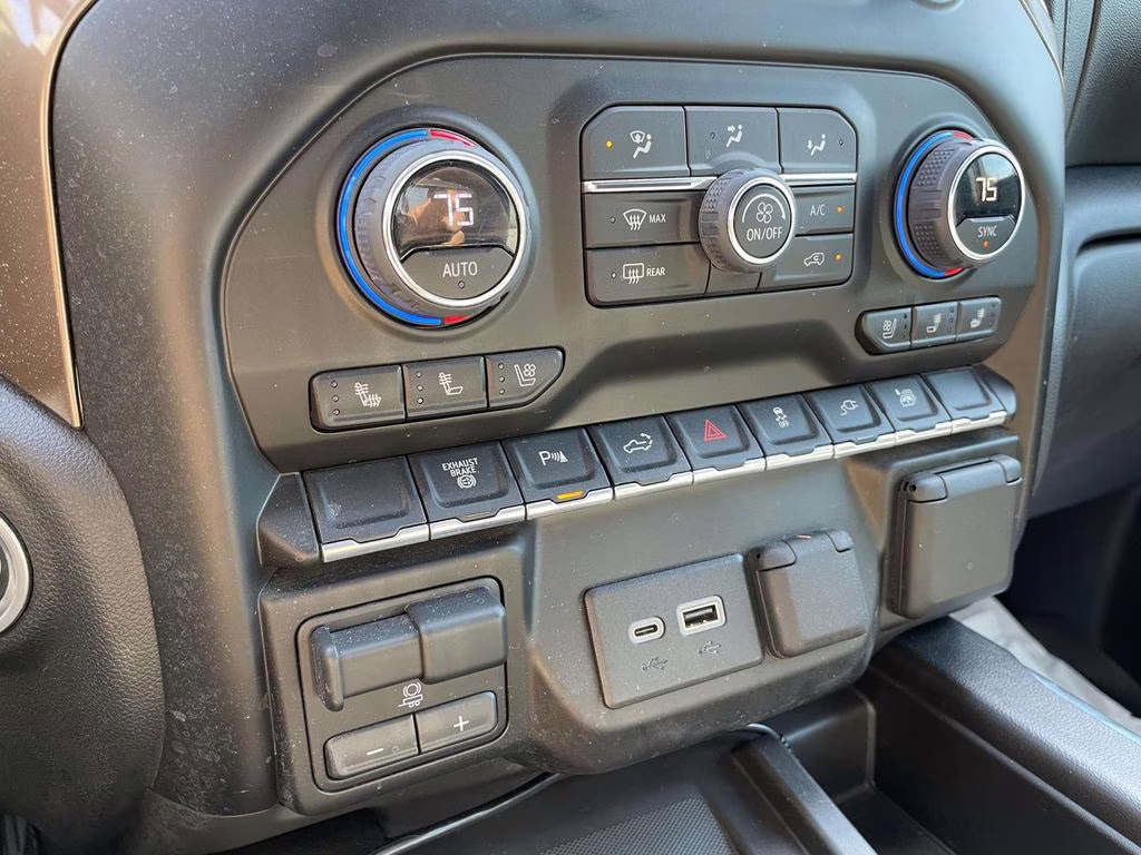 2023 Summit White Chevrolet Silverado 2500HD High Country 4X4 Truck