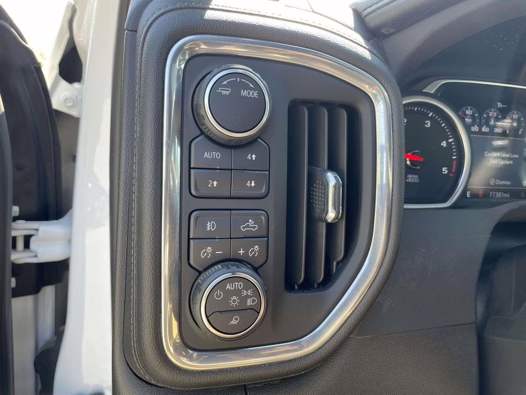 2023 Summit White Chevrolet Silverado 2500HD High Country 4X4 Truck