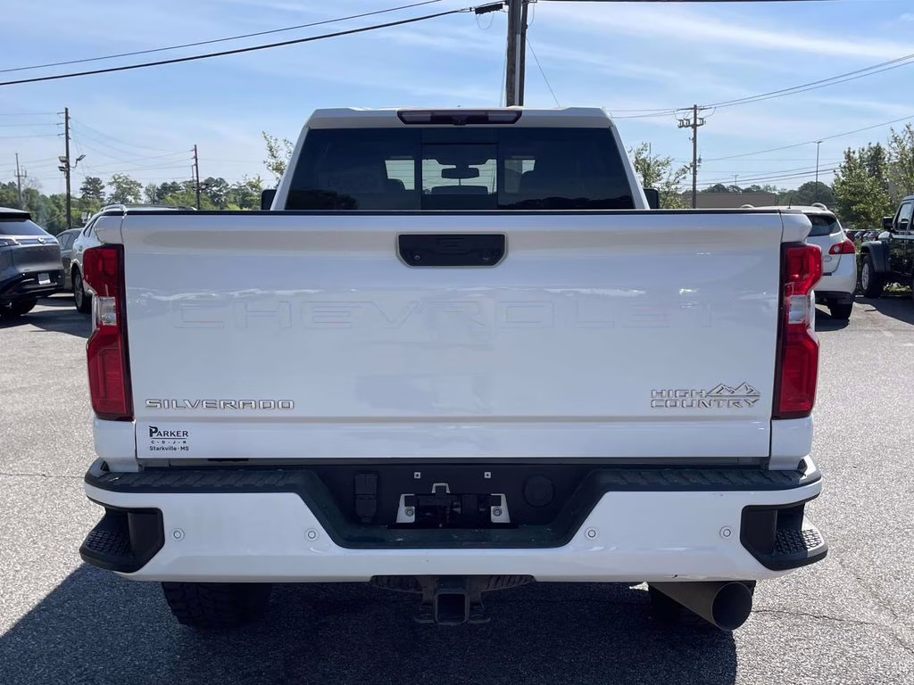 2023 Summit White Chevrolet Silverado 2500HD High Country 4X4 Truck