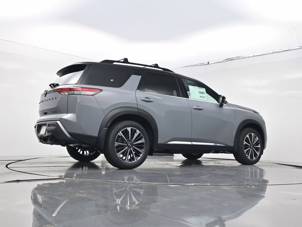2026 Boulder Gray/Super Black Nissan Pathfinder Platinum FWD SUV