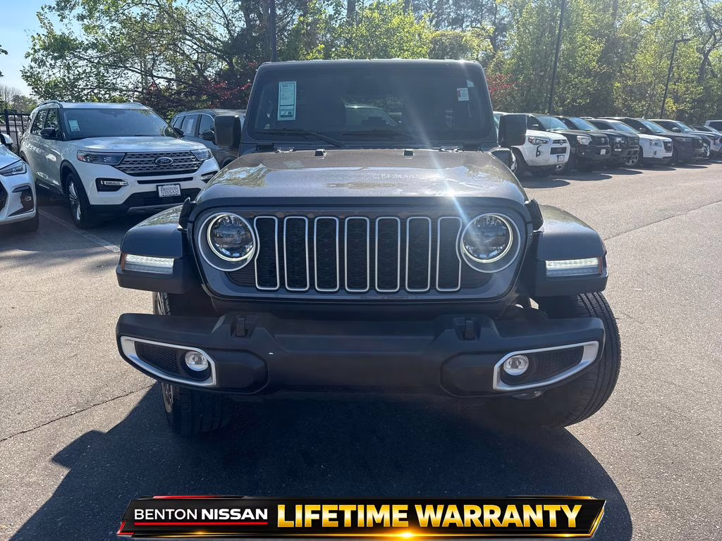 2025 Granite Crystal Metallic Clearcoat Jeep Wrangler Sahara 4xe 4X4 SUV