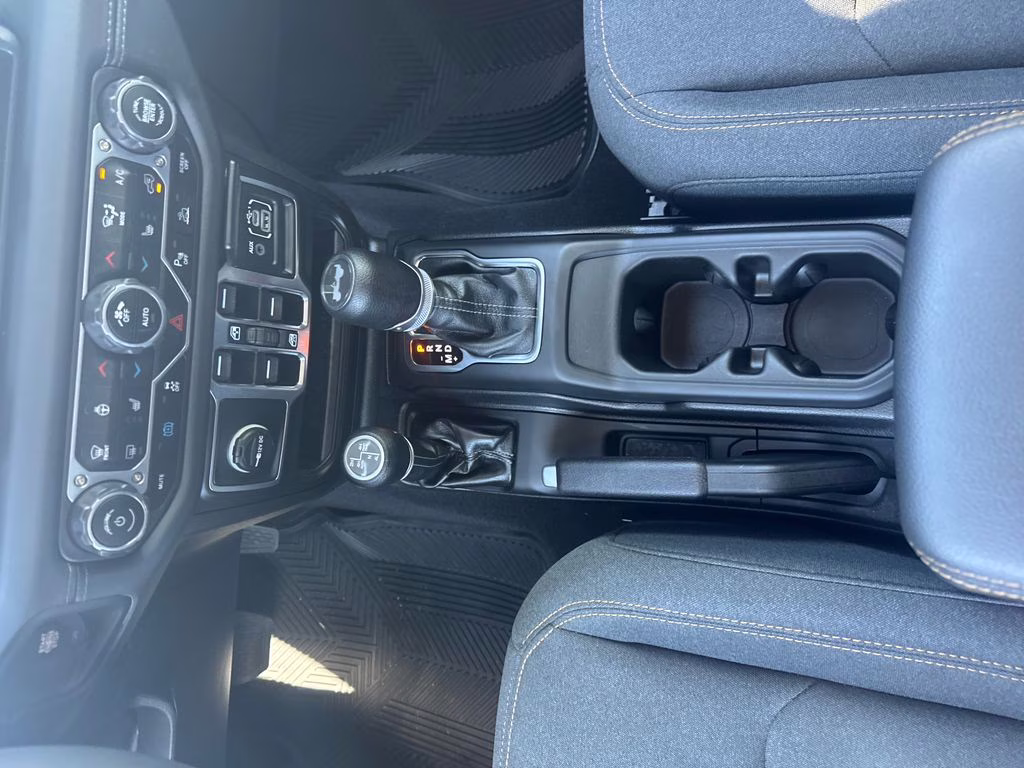 2025 Granite Crystal Metallic Clearcoat Jeep Wrangler Sahara 4xe 4X4 SUV